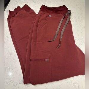 Dark cherry high waisted Zamora jogger scrub pants. Good condition. Medium